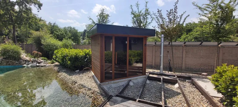 Elysium Terra kültéri kombi szauna oldalnézetből